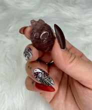 Load image into Gallery viewer, Crystal Carved Anatomical Hearts