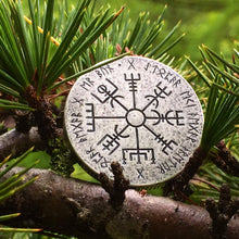 Load image into Gallery viewer, Vegvisir Wayfinder Bronze or Silver Coin: Bronze