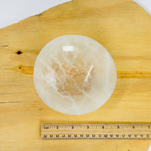 Load image into Gallery viewer, Selenite Bowl - Large 5”