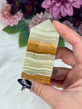 Load image into Gallery viewer, Green Onyx Tower