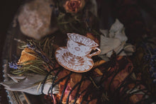 Load image into Gallery viewer, Tasseomancy Enamel Pin: White/Gold