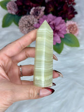 Load image into Gallery viewer, Green Onyx Tower