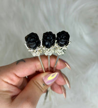 Load image into Gallery viewer, Crystal Roses with Metal Stems🌹