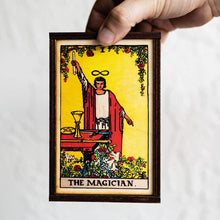 Load image into Gallery viewer, Tarot - 1 - The Magician Full Color Stash Box