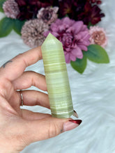 Load image into Gallery viewer, Green Onyx Tower