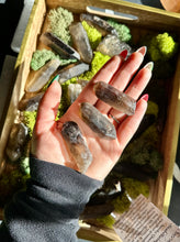 Load image into Gallery viewer, Smoky Quartz Points
