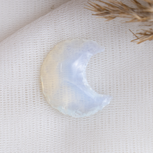 Load image into Gallery viewer, Flat Stars & Moon Shaped Gemstone Arrowhead