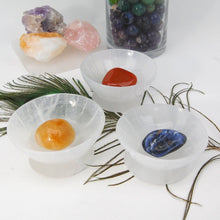 Load image into Gallery viewer, Selenite Pedestal Bowl - 4”