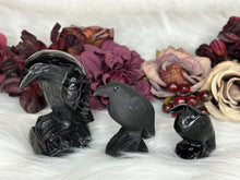 Load image into Gallery viewer, Obsidian Carved Crow / Raven