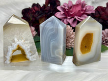 Load image into Gallery viewer, Druzy Agate Towers