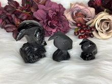 Load image into Gallery viewer, Obsidian Carved Crow / Raven