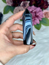 Load image into Gallery viewer, Black Agate Towers