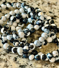 Load image into Gallery viewer, Orca Agate Bracelets