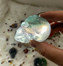 Load image into Gallery viewer, Fluorite Skulls - Large