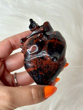 Load image into Gallery viewer, Crystal Carved Anatomical Hearts