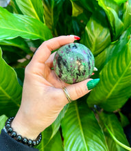 Load image into Gallery viewer, Ruby Zoisite - Spheres