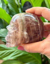 Load image into Gallery viewer, Fluorite Skulls - Large