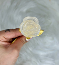 Load image into Gallery viewer, Crystal Roses with Metal Stems🌹