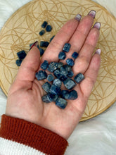 Load image into Gallery viewer, Raw Sapphire Pieces-per gram