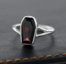 Load image into Gallery viewer, GARNET STERLING SILVER COFFIN RING