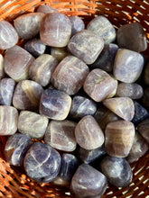 Load image into Gallery viewer, Iolite - Tumbles