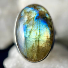 Load image into Gallery viewer, Labradorite Large Ring - Sterling Silver