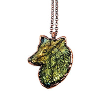 Load image into Gallery viewer, Labradorite Carved Wolf Necklace