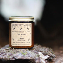 Load image into Gallery viewer, Oakmoss & Amber Soy Candle