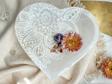 Load image into Gallery viewer, Henna Heart Selenite Crystal Bowl