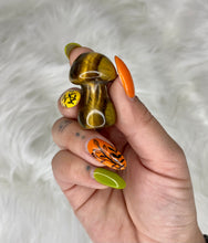 Load image into Gallery viewer, Crystal Mushroom - Small