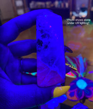 Load image into Gallery viewer, Hackmanite - Towers