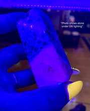 Load image into Gallery viewer, Hackmanite - Towers