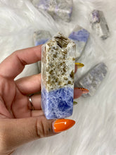 Load image into Gallery viewer, Hackmanite - Towers