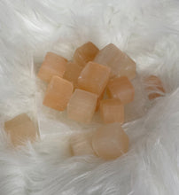 Load image into Gallery viewer, Peach Selenite - Cubes