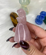 Load image into Gallery viewer, Super Mario Crystal Carvings