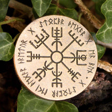 Load image into Gallery viewer, Vegvisir Wayfinder Bronze or Silver Coin: Bronze