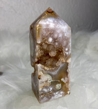 Load image into Gallery viewer, Flower Agate-Tower