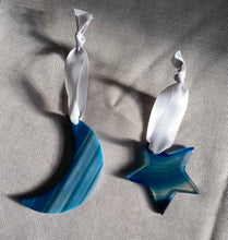 Load image into Gallery viewer, Blue Agate ornaments