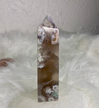 Load image into Gallery viewer, Flower Agate-Tower