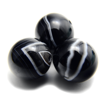 Load image into Gallery viewer, Banded Agate Mini Spheres