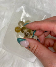 Load image into Gallery viewer, Rutilated Quartz Mini Spheres