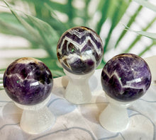 Load image into Gallery viewer, Chevron Amethyst Sphere