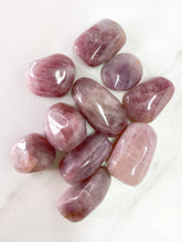 Load image into Gallery viewer, Lavender Rose Quartz Tumbles