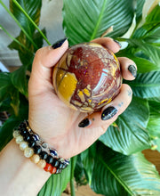 Load image into Gallery viewer, Mookaite - Spheres
