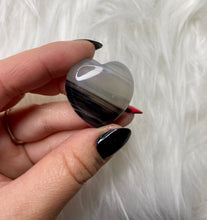 Load image into Gallery viewer, Sardonyx Hearts