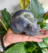 Load image into Gallery viewer, Druzy Agate Skull - Large