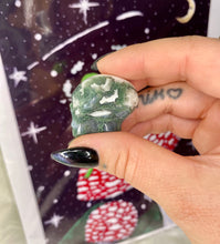 Load image into Gallery viewer, Carved Crystal Alien Skull