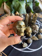 Load image into Gallery viewer, Pyrite Skull