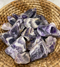Load image into Gallery viewer, Chevron Amethyst - Raw