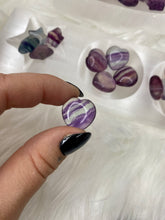 Load image into Gallery viewer, Fluorite hearts